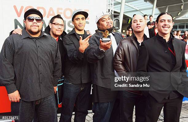 Nesian Rapper Nesian Mystic Photos and Premium High Res Pictures - Getty Images