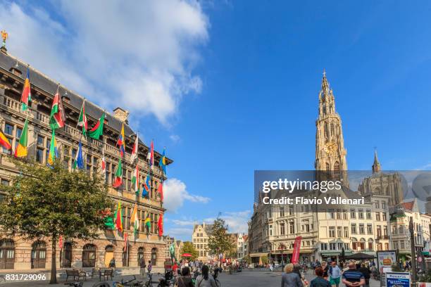 antwerpen, die grote markt-belgien - belgio stock-fotos und bilder