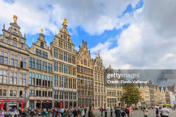 antwerpen, die grote markt-belgien - belgio stock-fotos und bilder