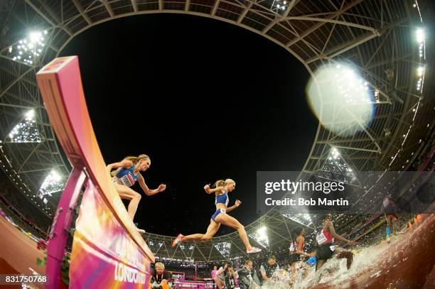 16th IAAF World Championships: USA Courtney Frerichs in action vs USA Emma Coburn during Women's 3000M Steeplechase Final at Olympic Stadium. London,...