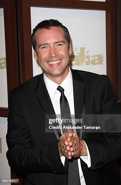 Andres Garcia Jr poses at the Telemundo El Rostro de Analia Cast Preview at The Fifth on October 7, 2008 in Miami Beach, Florida.