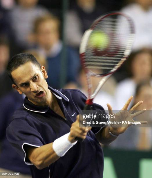 Great Britain's Arvind Parmar in action against Serbia & Montenegro's Novak Djokovic during the Davis Cup match at the Braehead Arena, Glasgow,...