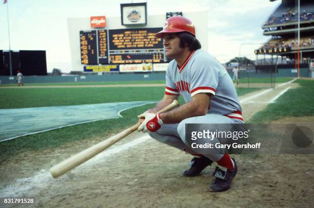 American baseball player Pete Rose, of the Cincinatti Reds, crouches on the field before a game at Shea Stadium in Flushing Meadows-Corona Park,...