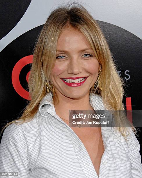 Actress Cameron Diaz arrives at the AFI Night at the Movies presented by TARGET at the Arclight Theater on October 1, 2008 in Hollywood, California.