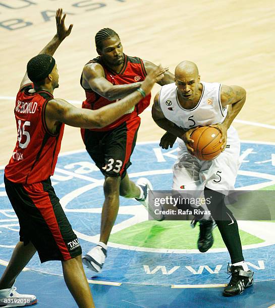 43 Delonte Holland Photos & High Res Pictures Getty Images