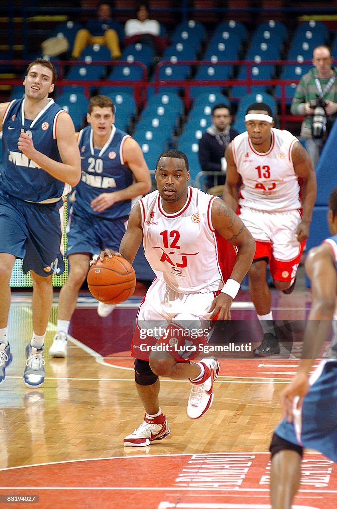 Euroleague Basketball - Game 11 - Armani Jeans Milano vs Cibona Zagreb