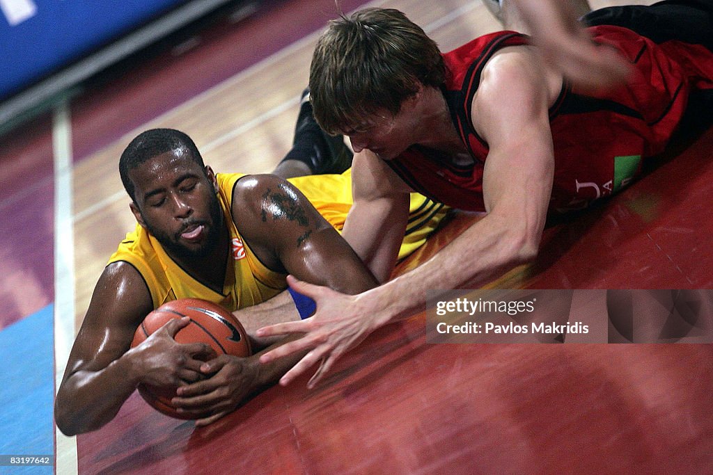 Euroleague Basketball - Top 16 Game 3 - Aris TT Bank v Tau Ceramica