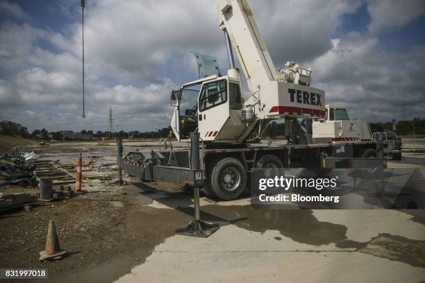 Terex Corp. Crane sits on the construction site of the American Mobility Center in Ypsilanti, Michigan, U.S., on Tuesday, Aug. 15, 2017....