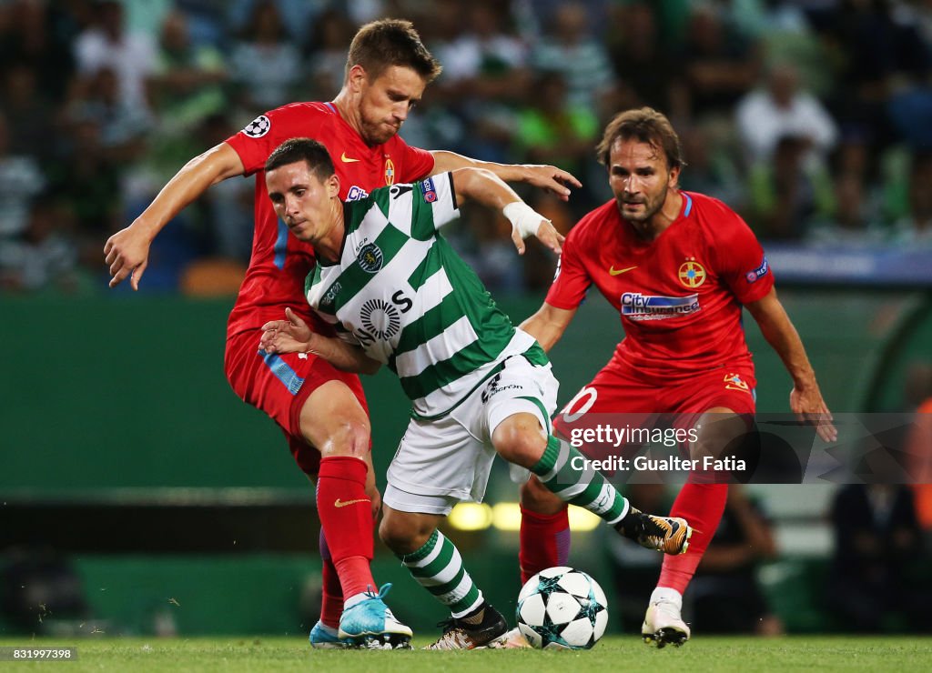 Sporting CP v Steaua Bucuresti FC - UEFA Champions League Qualifying Play-Offs Round - First Leg