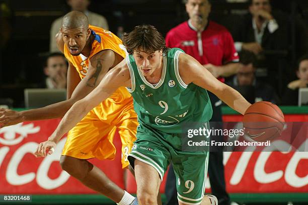 Aerick 30 Aerick Sanders Photos & High Res Pictures - Getty Images