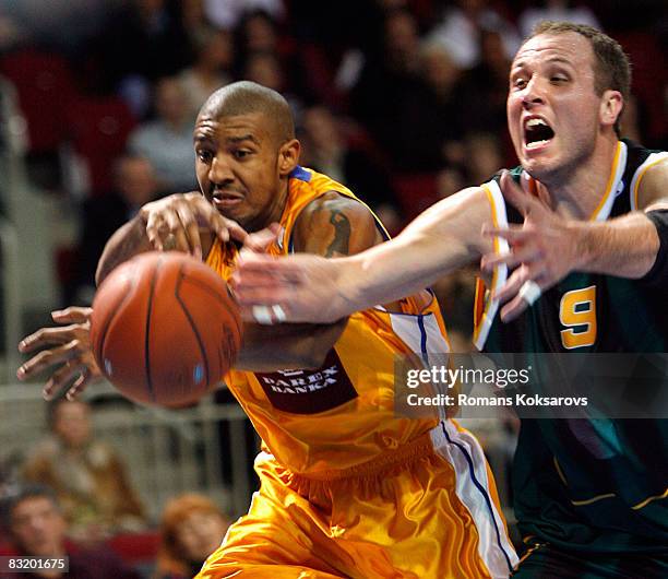 Aerick 30 Aerick Sanders Photos & High Res Pictures - Getty Images