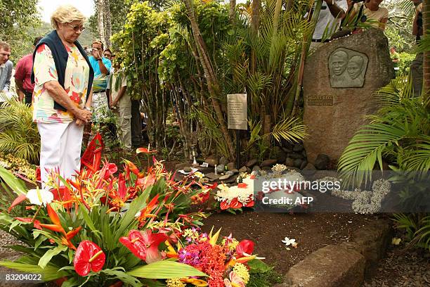 Jacques Brel's widow, Therese "Miche" Michielsen spends some moment in silence in front of the grave of the Belgian singer, on October 09, 2008 in...