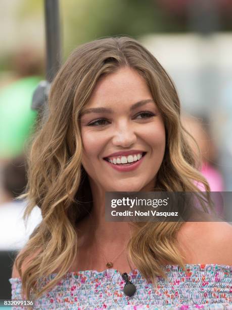 Lili Simmons visits "Extra" at Universal Studios Hollywood on August 15, 2017 in Universal City, California.