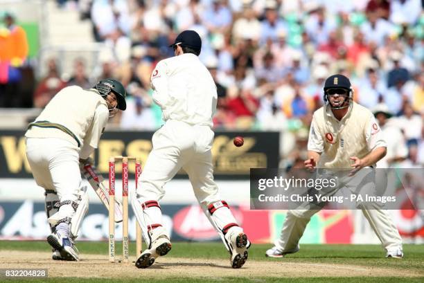 Chris Read fumbles an opportunity to catch Mohammad Yousuf, off a Monty Panesar delivery during the second day of the fourth NPower test between...