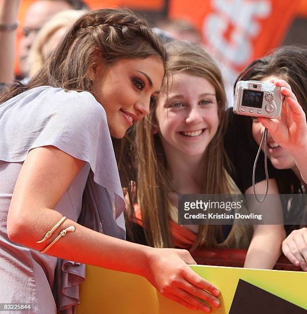 Just Add Water' star Phoebe Tonkin s with fans as she arrives at the Nickelodeon Australian Kids' Choice Awards 2008 at the Hisense Arena on October...