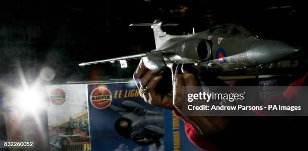 Modelzone 44 Modelzone Stock Photos, High-Res Pictures, and Images - Getty Images