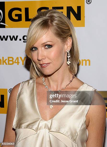 Actress Jennie Garth attends The 4th Annual GLSEN Respect Awards held at the Beverly Hills Hotel on October 10, 2008 in Beverly Hills, California.