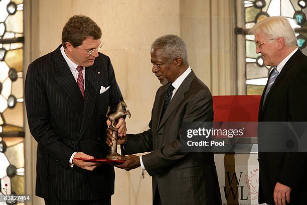 Former Secretary-General of the United Nations Kofi Annan receives the Westphalian Peace Prize in the 'Friedenssaal' during the Westphalian Peace...