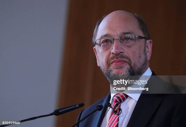Martin Schulz, Social Democrat Party candidate for German Chancellor, pauses as he delivers a speech on refugees and integration in Berlin, Germany,...