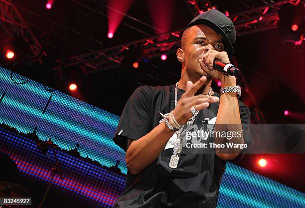 T Roll The Rapper Circus (Rapper) Photos and Premium High Res Pictures - Getty Images