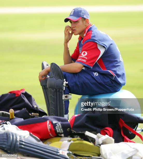 Stuart Broad of England waits for a bat during a training session before the 4th Natwest Series One Day International between England and Pakistan at...