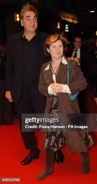 Husband and wife actors Jim Carter and Imelda Staunton arrive at the Leicester Square, UK premiere of Stranger Than Fiction. PRESS ASSOCIATION Photo....