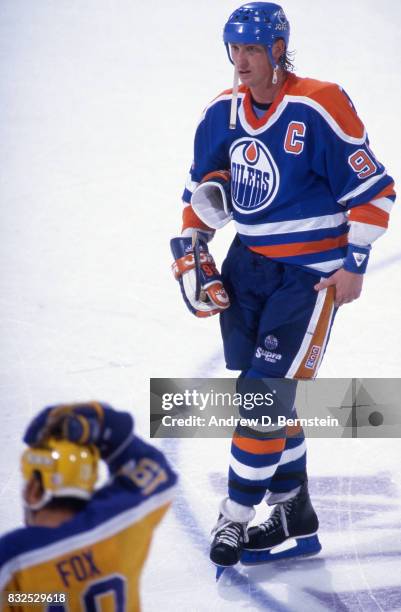 Wayne Gretzky of the Edmonton Oilers on December 16, 1987 at the Great Western Forum in Inglewood, California.