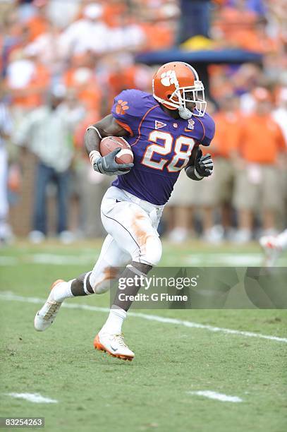 Spiller of the Clemson Tigers runs the ball against the Maryland Terrapins at Memorial Stadium on September 27, 2008 in Clemson, South Carolina. The...