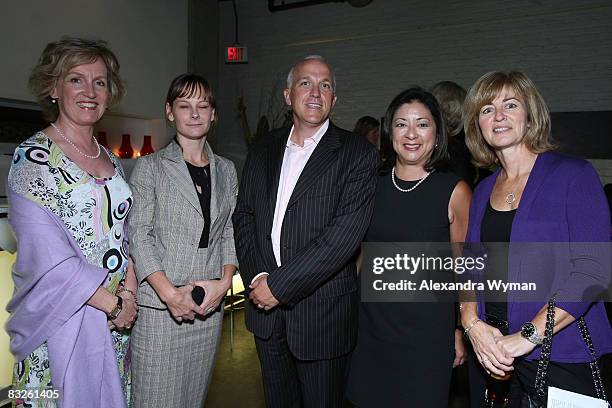 Lisa Atkinson Photos and Premium High Res Pictures - Getty Images