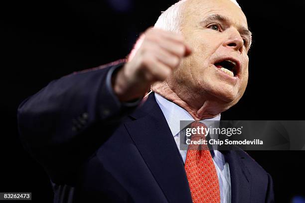 Republican presidential candidate Sen. John McCain addresses a rally at Montgomery County Community College October 14, 2008 in Blue Bell,...