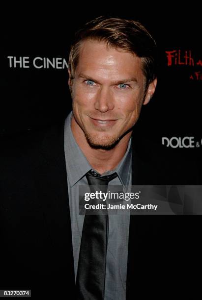 Jason Lewis attends a screening of "Filth and Wisdom" hosted by The Cinema Society and Dolce and Gabbana at the IFC Center on October 13, 2008 in New...