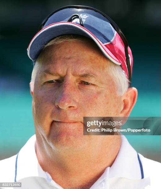 England coach Duncan Fletcher during the presentation ceremony after England lost the 5th Test match between Australia and England at the Sydney...