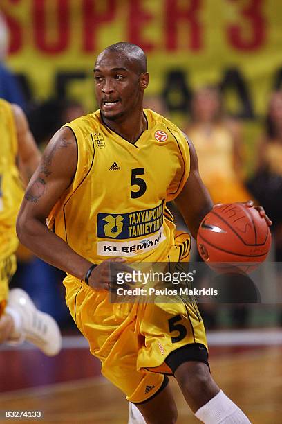 Reyshawn Terry of Aris TT Bank in action during the Euroleague Basketball Game 1 between Aris TT Bank and Unicaja at the Palais Des Sports on October...