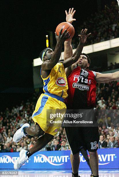 Will Bynum of Maccabi and Joao Paulo Batista of Rytas in action during the Euroleague Basketball Game 2 between Lietuvos Rytas v Maccabi Elite Tel...