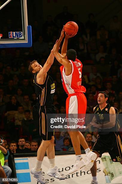 Nicolas Batum of Le Mans Sarthe Basket in action during the Euroleague Basketball Game 2 between Le Mans Sarthe Basket v Aris TT Bank at the Antares...