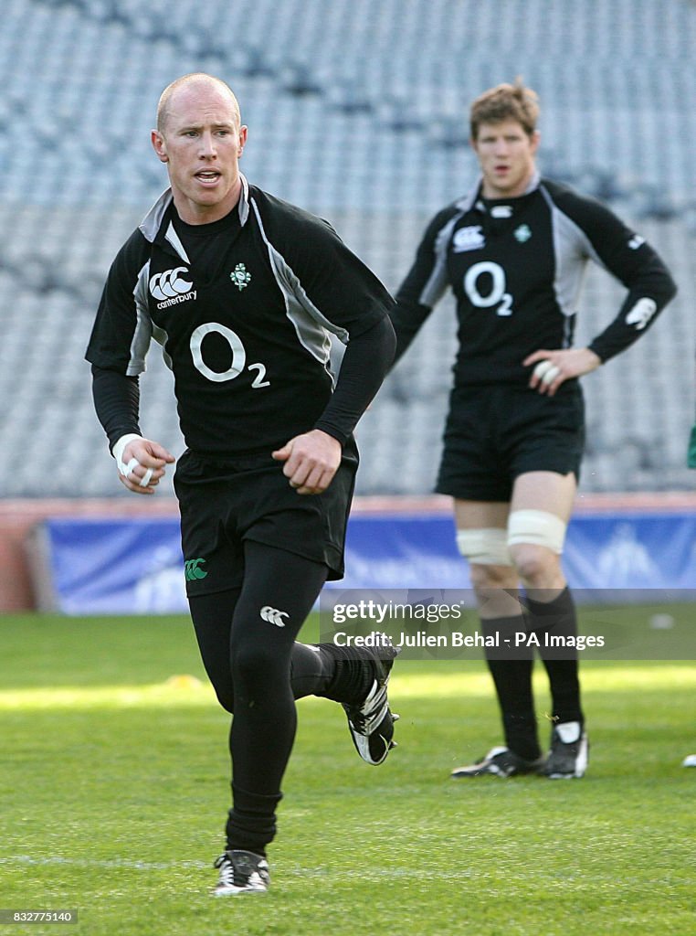 Peter Former Rbs Peter Stringer bandaged hand during a training session at Croke Park ...