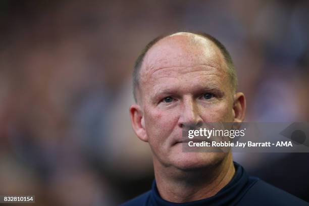 Simon Grayson manager / head coach of Sunderland during the Sky Bet Championship match between Sheffield Wednesday and Sunderland at Hillsborough on...