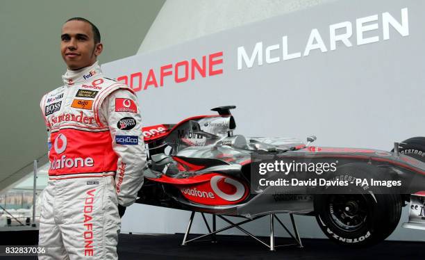 Library FILER dated 15/01/07 of Great Britain's Vodafone McLaren Mercedes driver Lewis Hamilton during the launch of the new McLaren MP4-22 Formula 1...