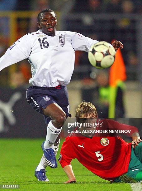 Shaun Wright-Philips of England vies with Dmitry Molosh of Belarus on October 15, 2008 during their 2010 World Cup qualifying football match in...