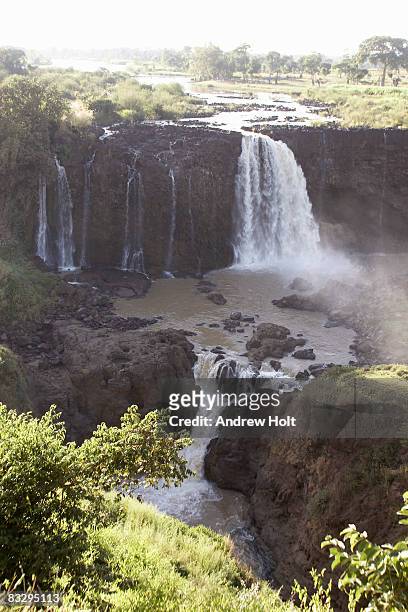 tis isat (smoking water) blue nile waterfalls - bahar dar stock-fotos und bilder