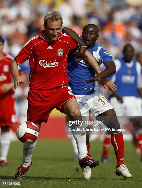 528 Lomana Lualua Portsmouth Stock Photos, High-Res Pictures, and ...