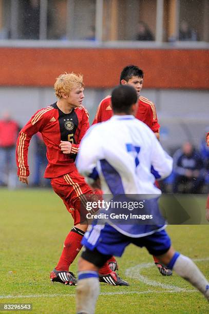 Johannes Geis of Germany and Nikolai Alho of Finland during the U16 international friendly match between Finland and Germany at the Toolon...