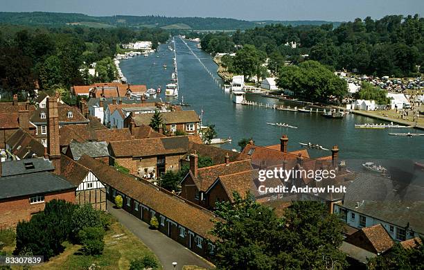 henley-on-thames during regatta or boat race - regatta river thames henley uk stock pictures, royalty-free photos & images