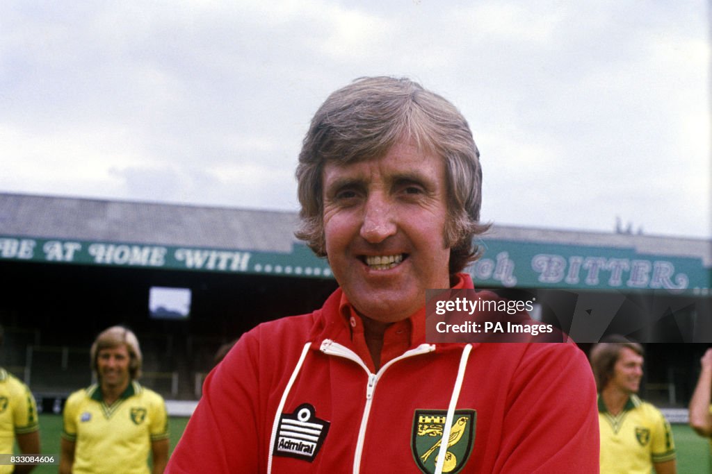 Soccer - League Division One - Norwich City Photocall