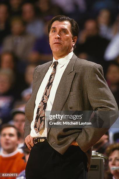 Rudy T Rockets 610 Rudy Tomjanovich Rockets Stock Photos, High-Res Pictures, and ...