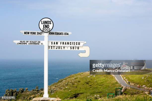 cornwall land's end - land's end ストックフォトと画像