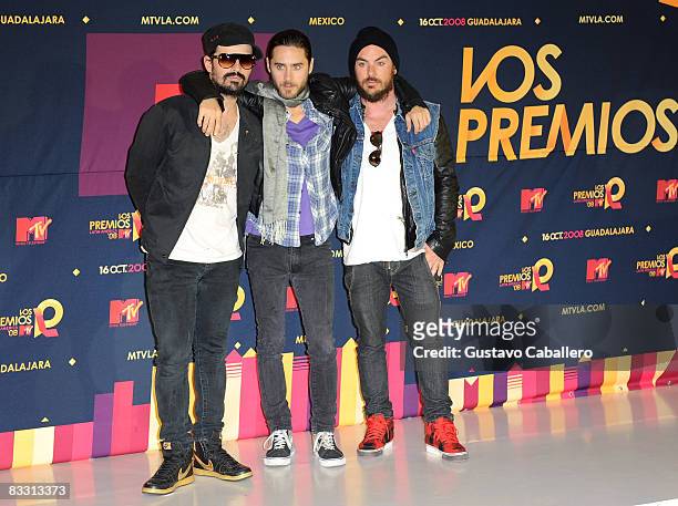 Musicians Tommy Milicevic, Jared Leto and Shannon Leto of 30 Seconds to Mars poses in the press room during the 7th Annual "Los Premios MTV Latin...