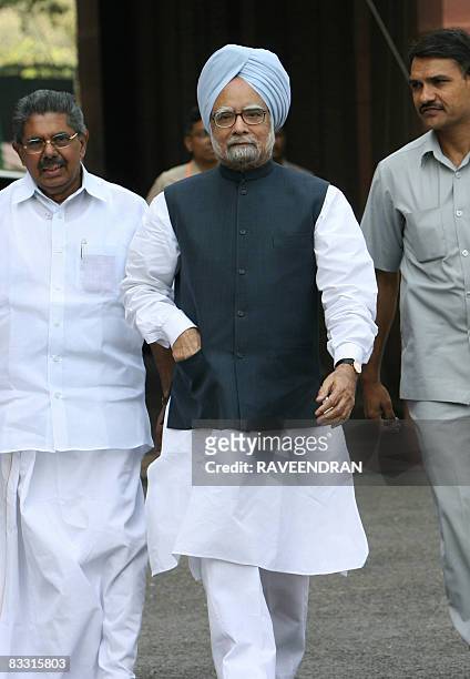 Indian Prime Minister Manmohan Singh arrives at Parliament house in New Delhi on October 17, 2008 to attend the opening of the second leg of the...