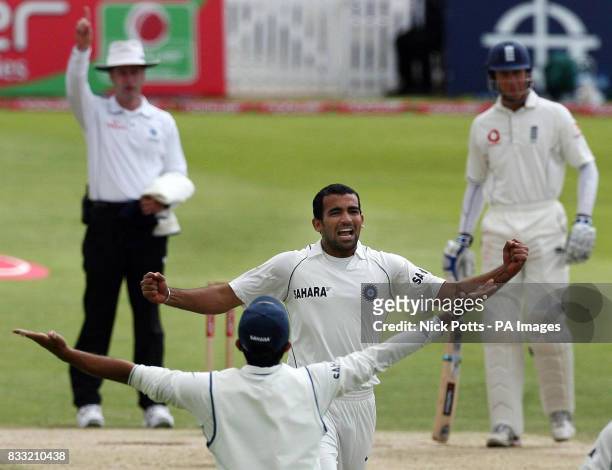 India's Zaheer Khan celebrates as umpire Simon Taufel gives England batsman Andrew Strauss out during the fourth day of the Second npower Test match...
