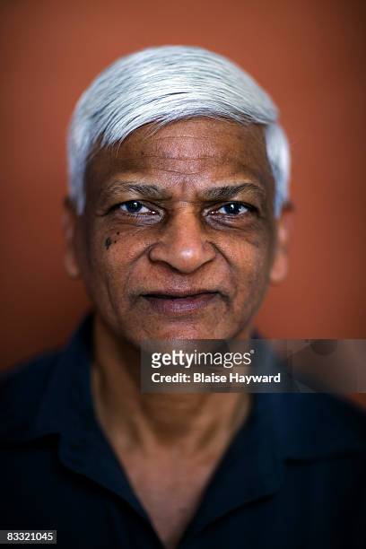 portrait of a man - distinguished gentlemen with white hair stock pictures, royalty-free photos & images